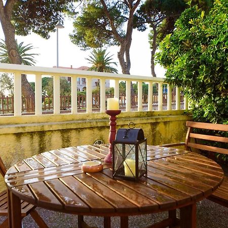 Appartement Jasmine Of Poseidonia à Posidhonía Extérieur photo