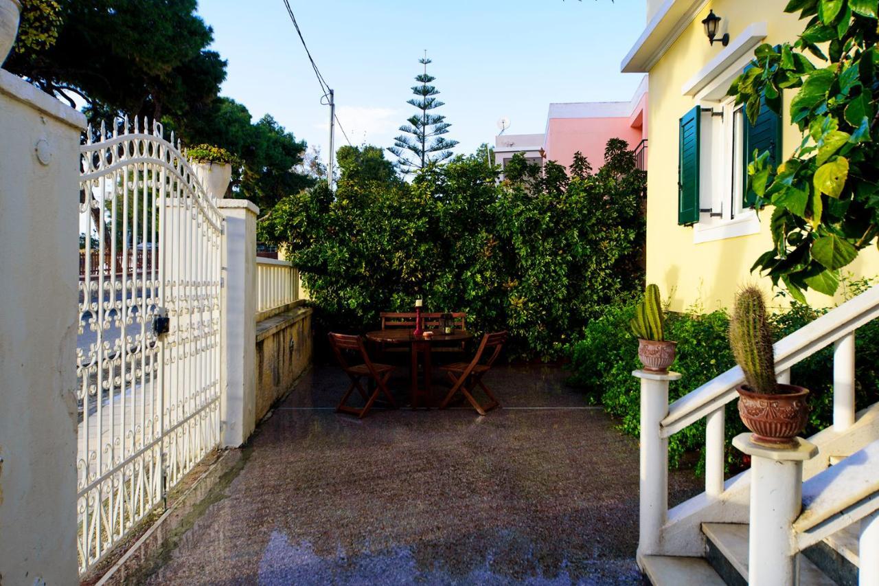 Appartement Jasmine Of Poseidonia à Posidhonía Extérieur photo